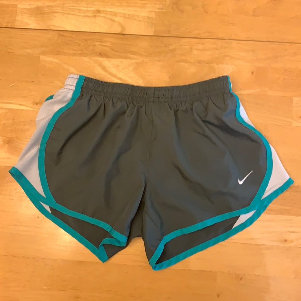 Like new- Girls Nike Dri-Fit running shorts.
